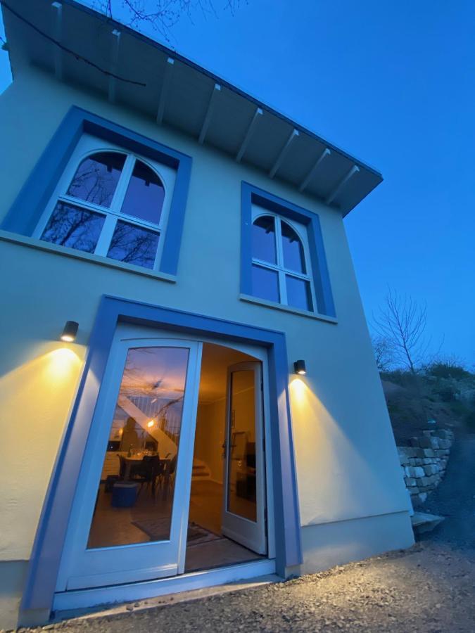 Weinbergshaus Mit Blick Auf'S Wasser Salzatal Exterior photo